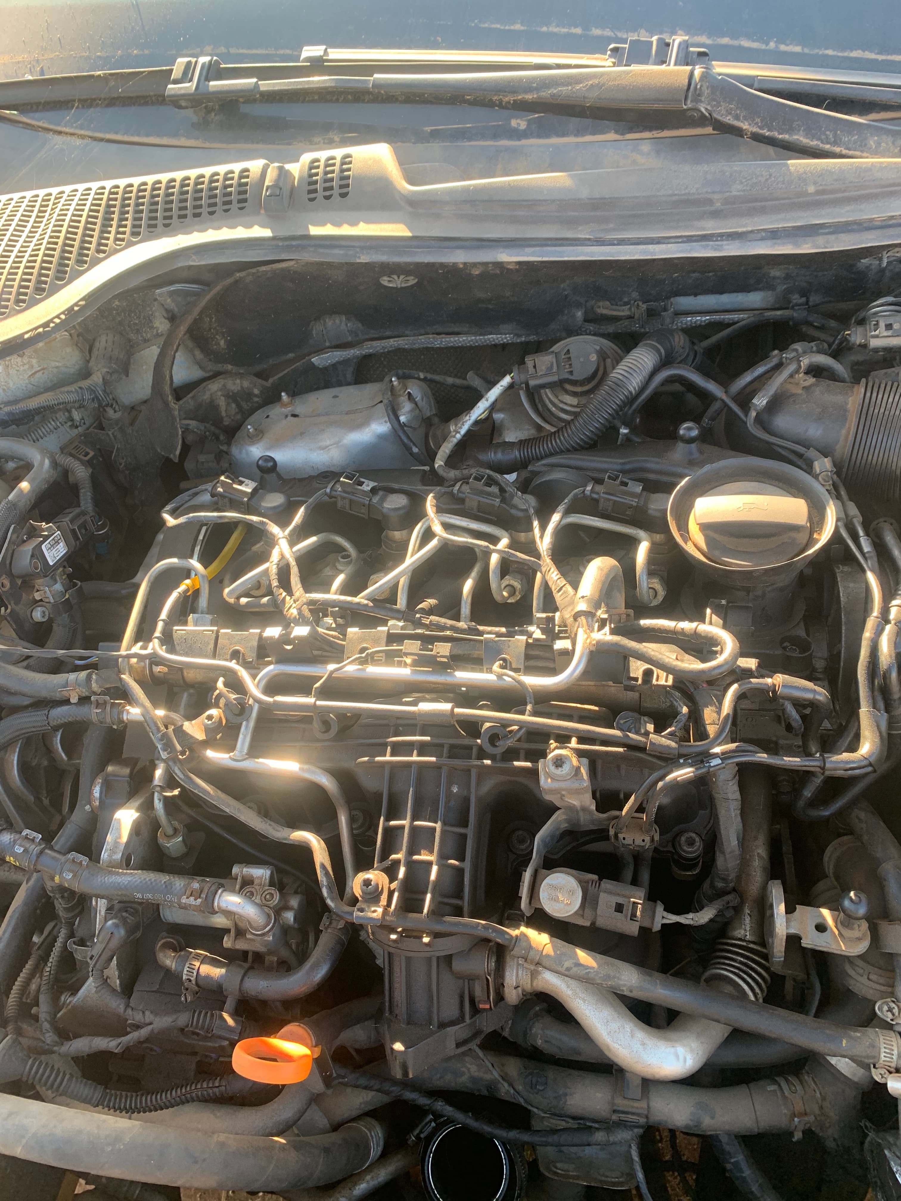Motor completo con accesorios - Skoda Octavia 2012 1.6L — foto 1
